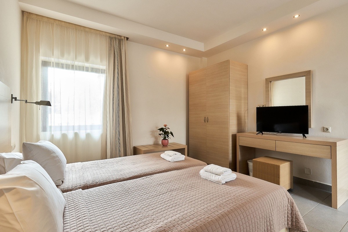 Creteco Hotel & Suites (Ex. Kritzas Beach Suites)