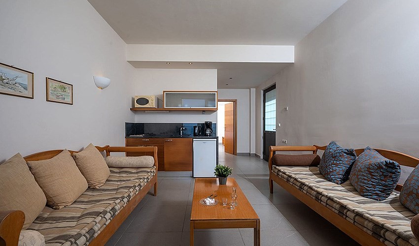 Creteco Hotel & Suites (Ex. Kritzas Beach Suites)