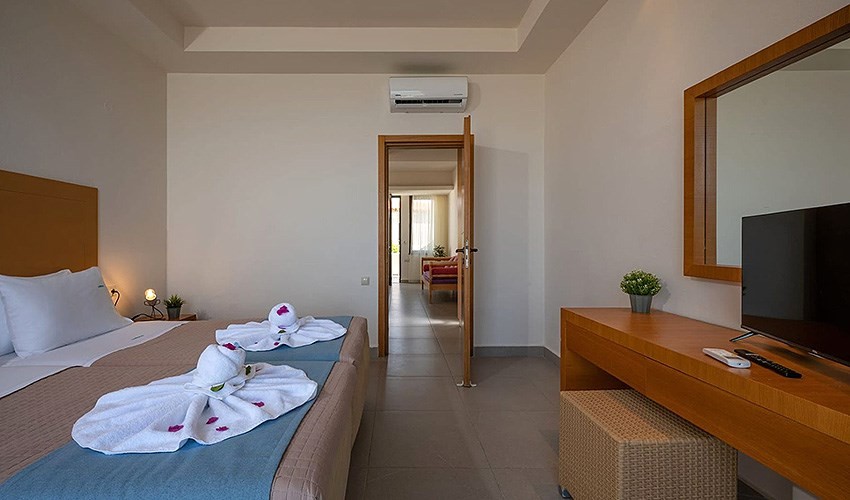 Creteco Hotel & Suites (Ex. Kritzas Beach Suites)