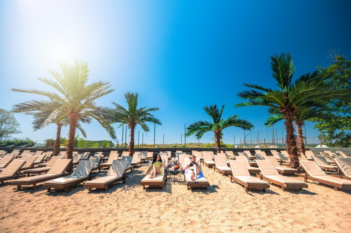 Palms Beach