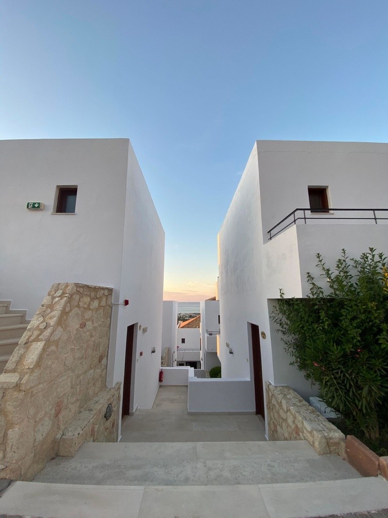 Amazones Village (Piskopiano)