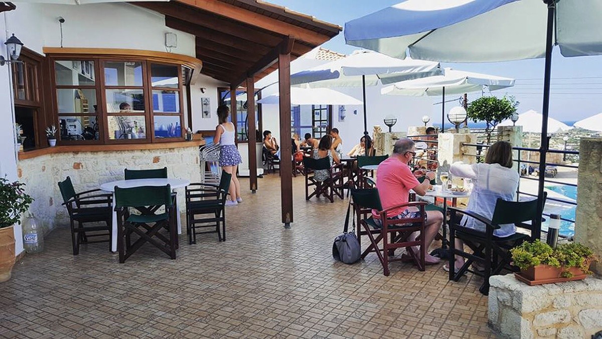 Amazones Village (Piskopiano)