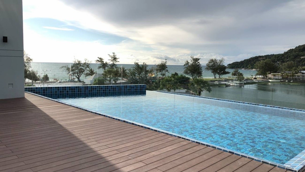 Phoenix Karon Beach