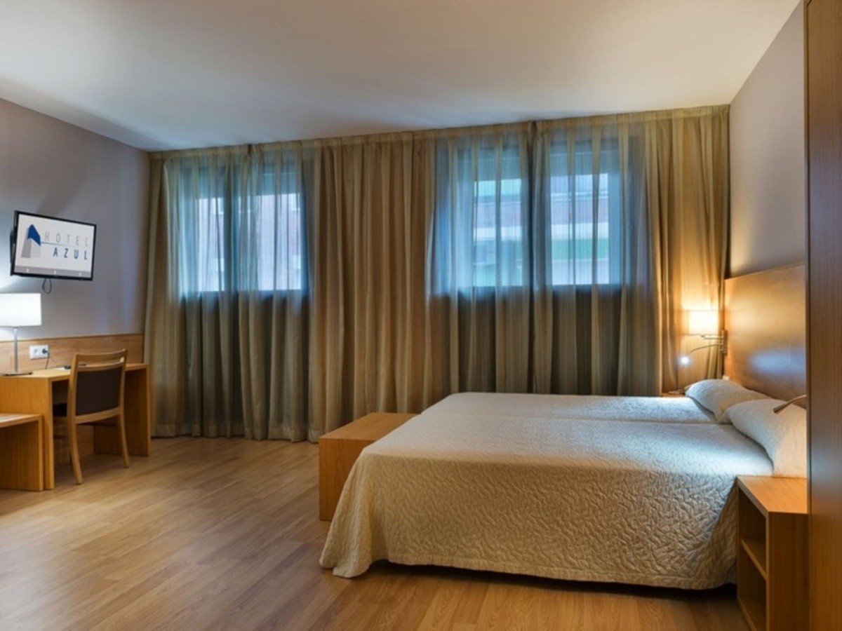 Hotel Acta Azul