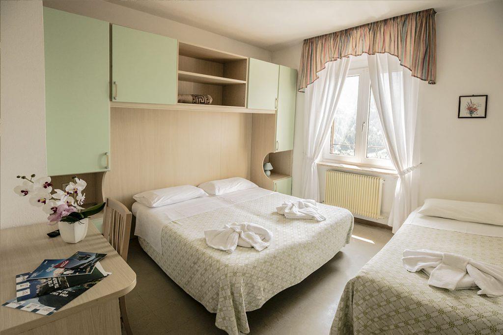 5denní zájezd s dopravou, polopenzí a skipasem v ceně – hotel Aurora