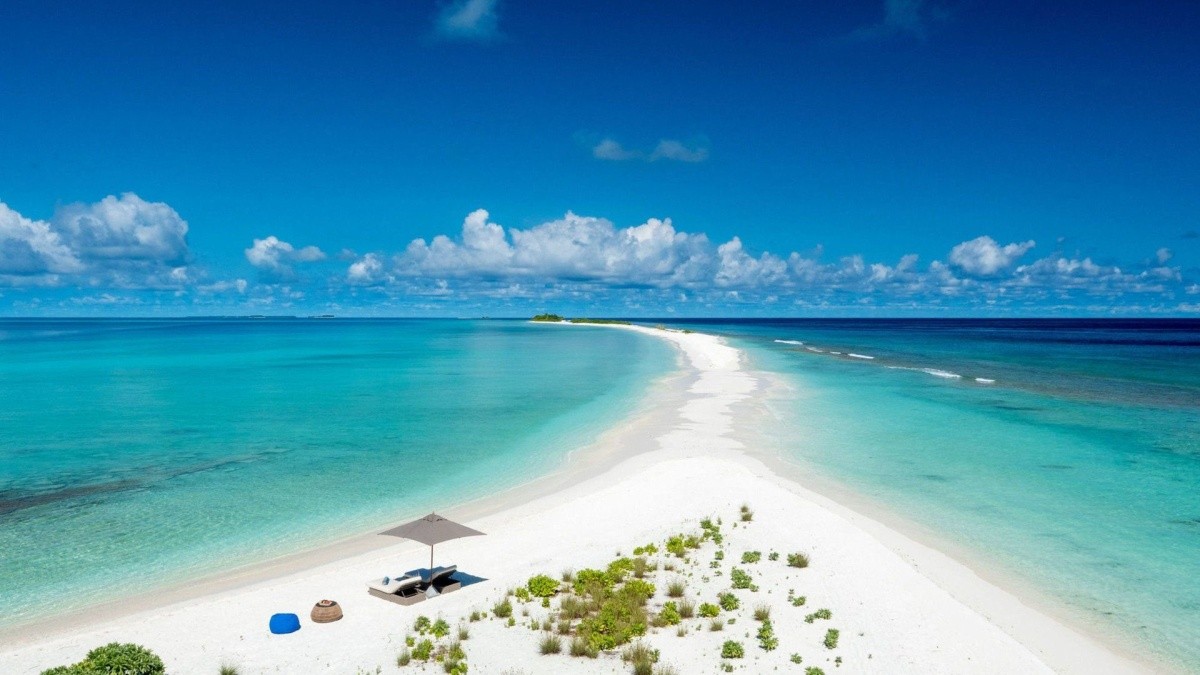 Finolhu Seaside Collection