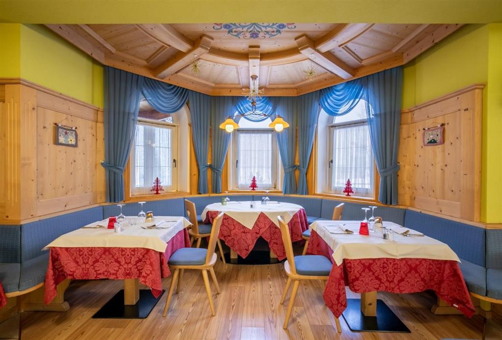 6denní zájezd s dopravou, polopenzí a skipasem v ceně – hotel Plank