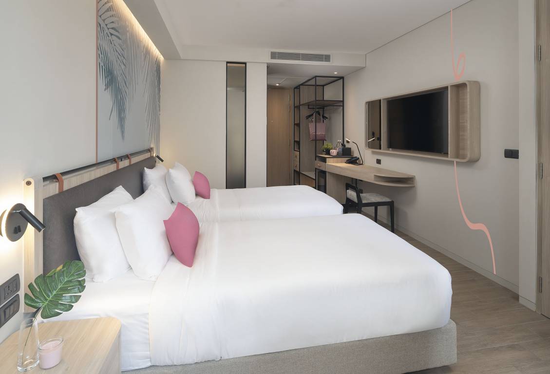 Jonox Phuket Karon