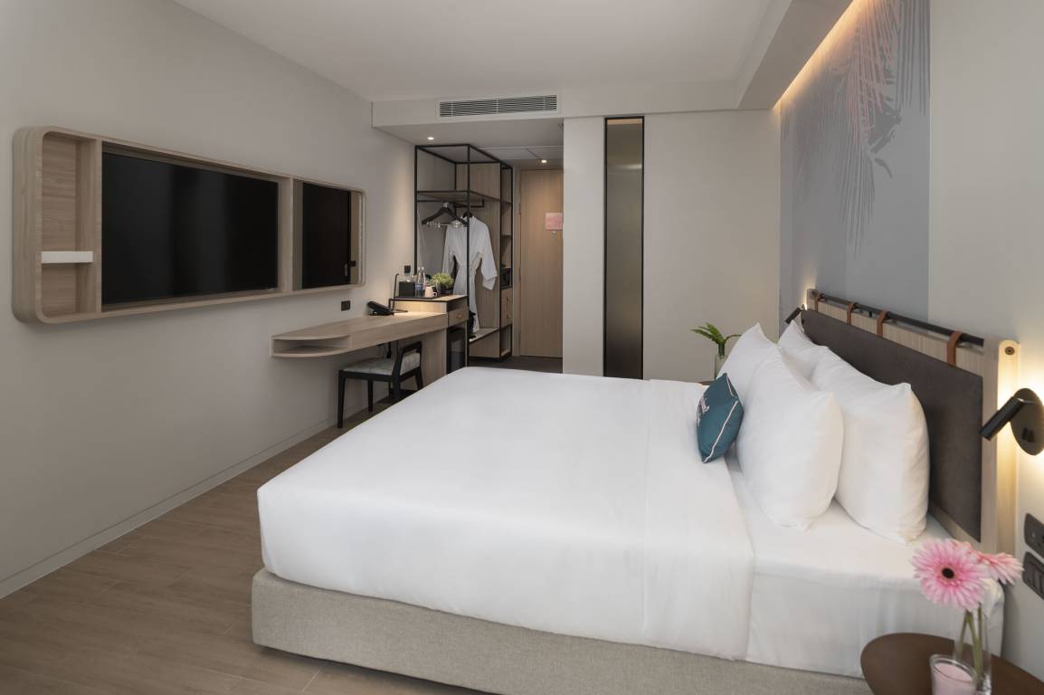 Jonox Phuket Karon