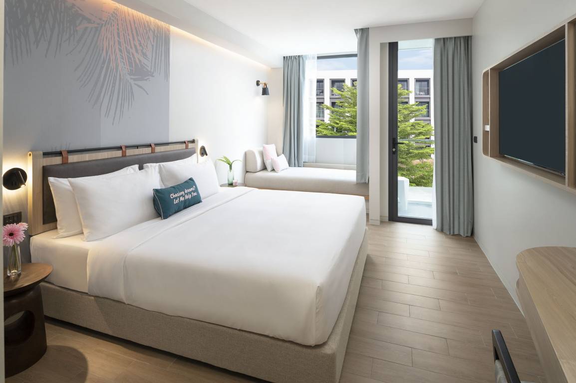 Jonox Phuket Karon