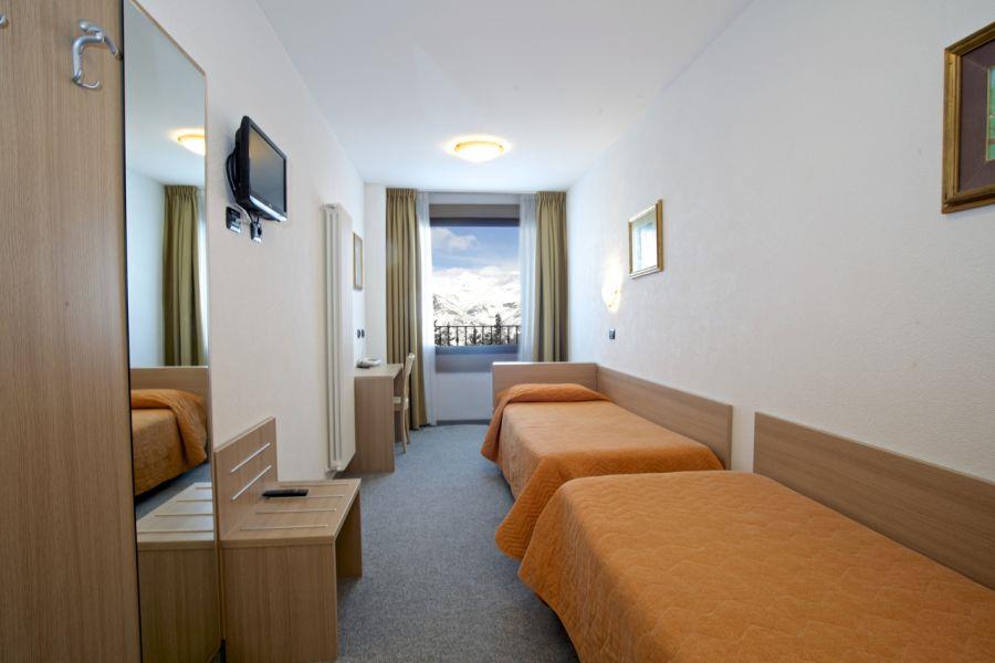 6denní zájezd s dopravou a polopenzí v ceně – hotel Girasole