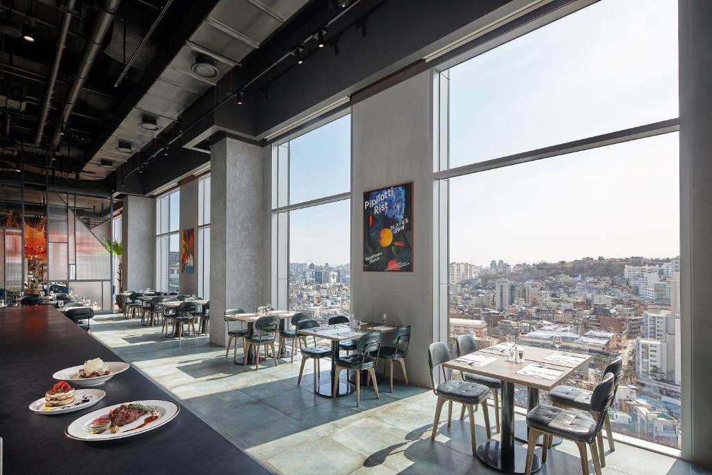 L7 Hongdae