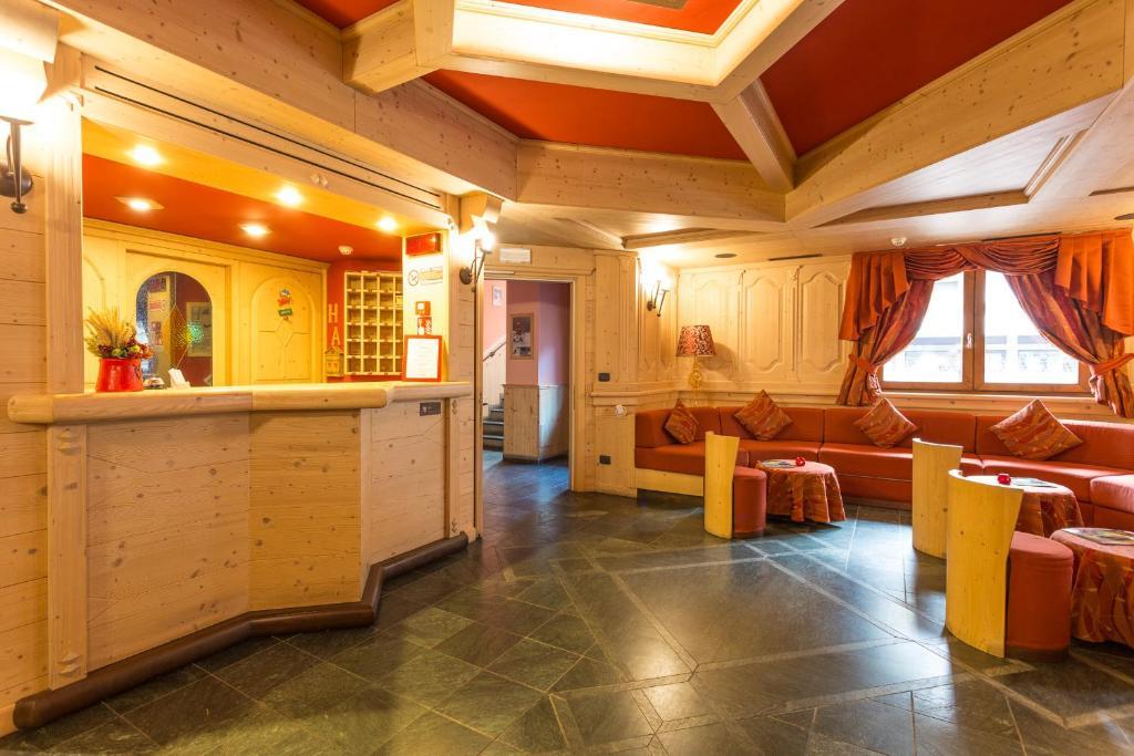 5denní zájezd s dopravou, polopenzí a skipasem v ceně – hotel Arisch