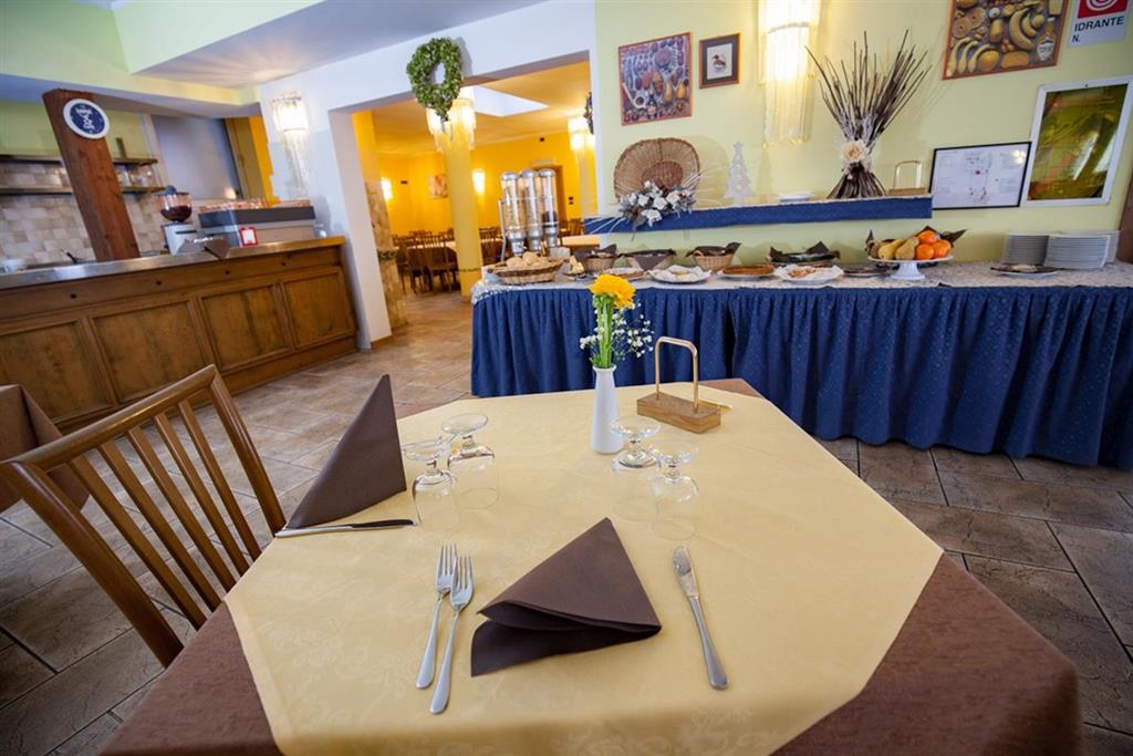 6denní zájezd (denní přejezd) s dopravou, polopenzí a skipasem v ceně – hotel Orsa Maggiore