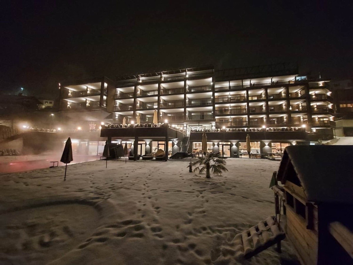 Molaris Lodges