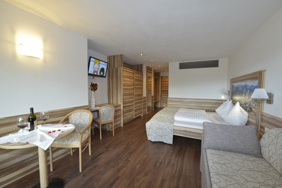 Molaris Lodges