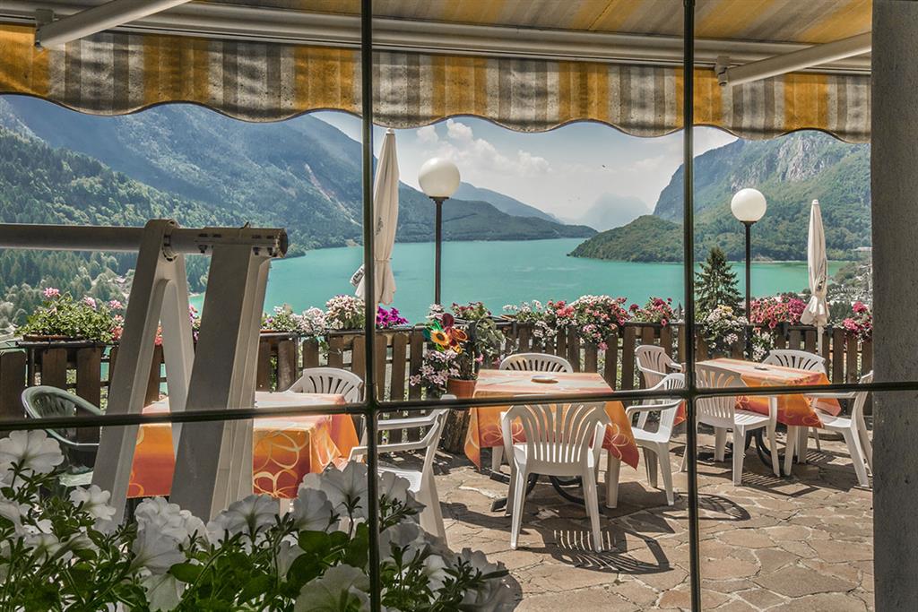 Hotel Aurora (léto)