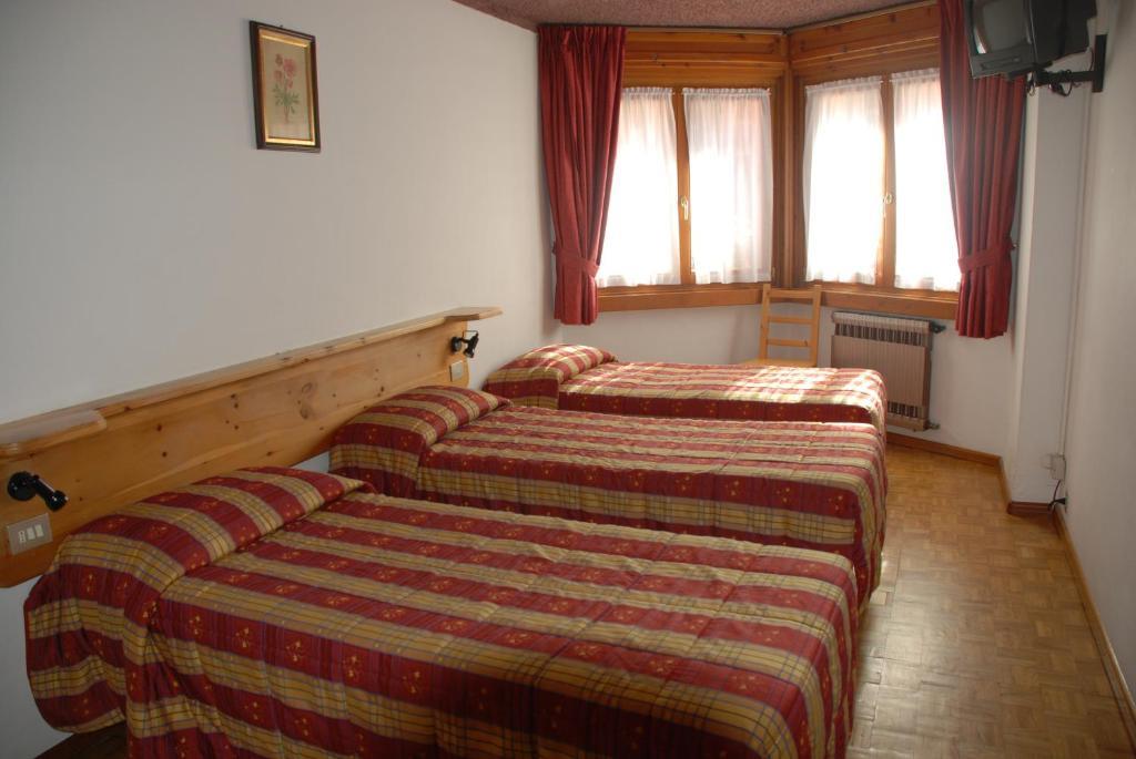 6denní zájezd (denní přejezd) s dopravou, polopenzí a skipasem v ceně – Parkhotel Valfurva