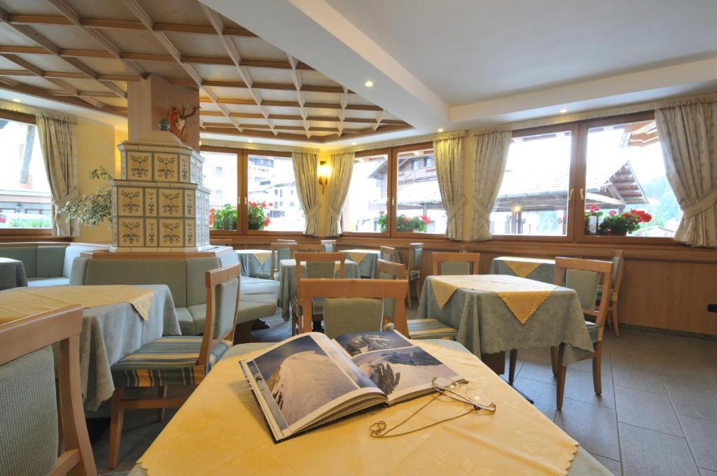 6denní zájezd (denní přejezd) s dopravou, polopenzí a skipasem v ceně – Parkhotel Valfurva