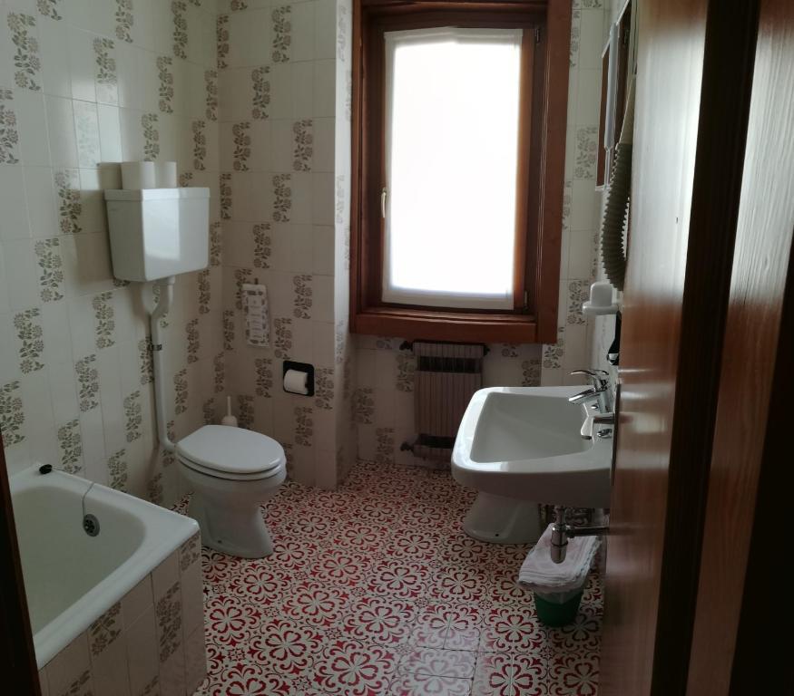 6denní zájezd (denní přejezd) s dopravou, polopenzí a skipasem v ceně – Parkhotel Valfurva
