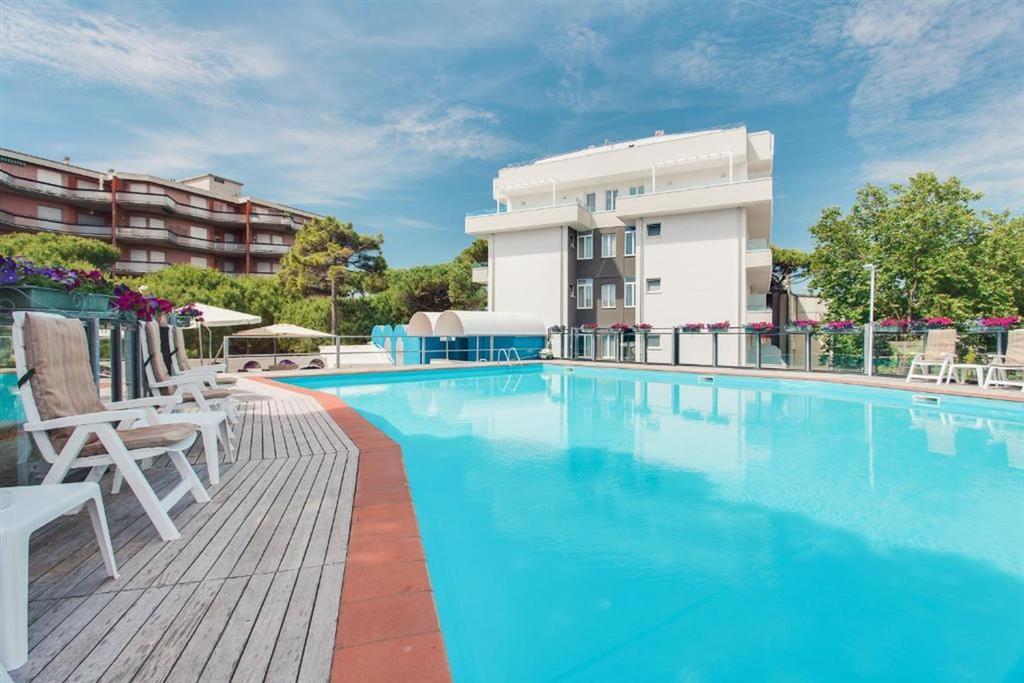 Hotel Nadir s light all inclusive