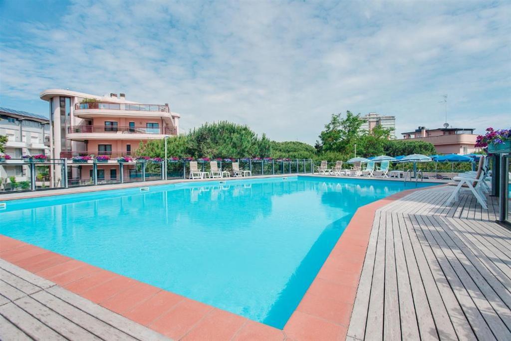 Hotel Nadir s light all inclusive