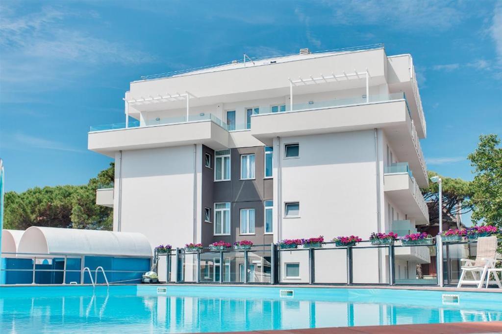 Hotel Nadir s light all inclusive