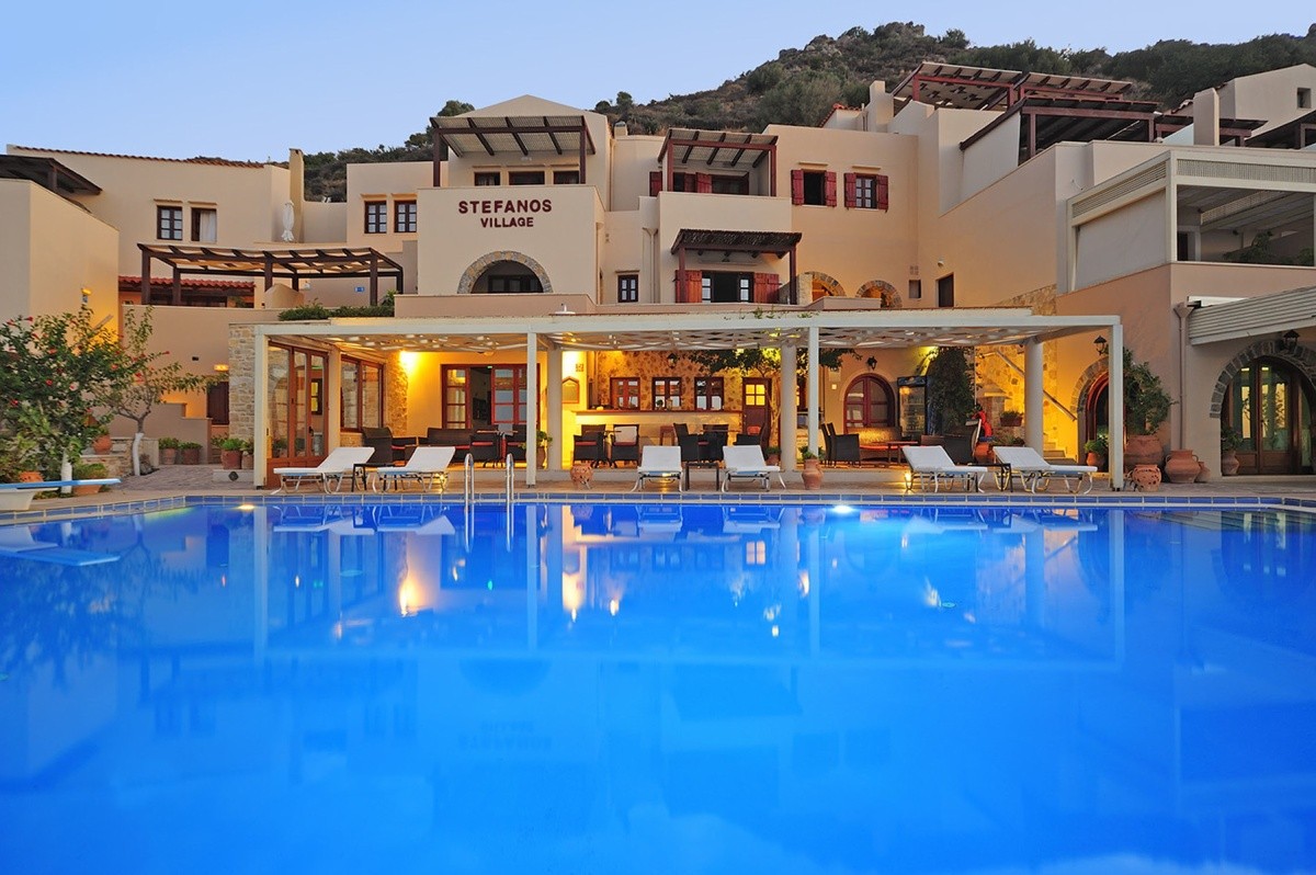 Aparthotel Stefanos
