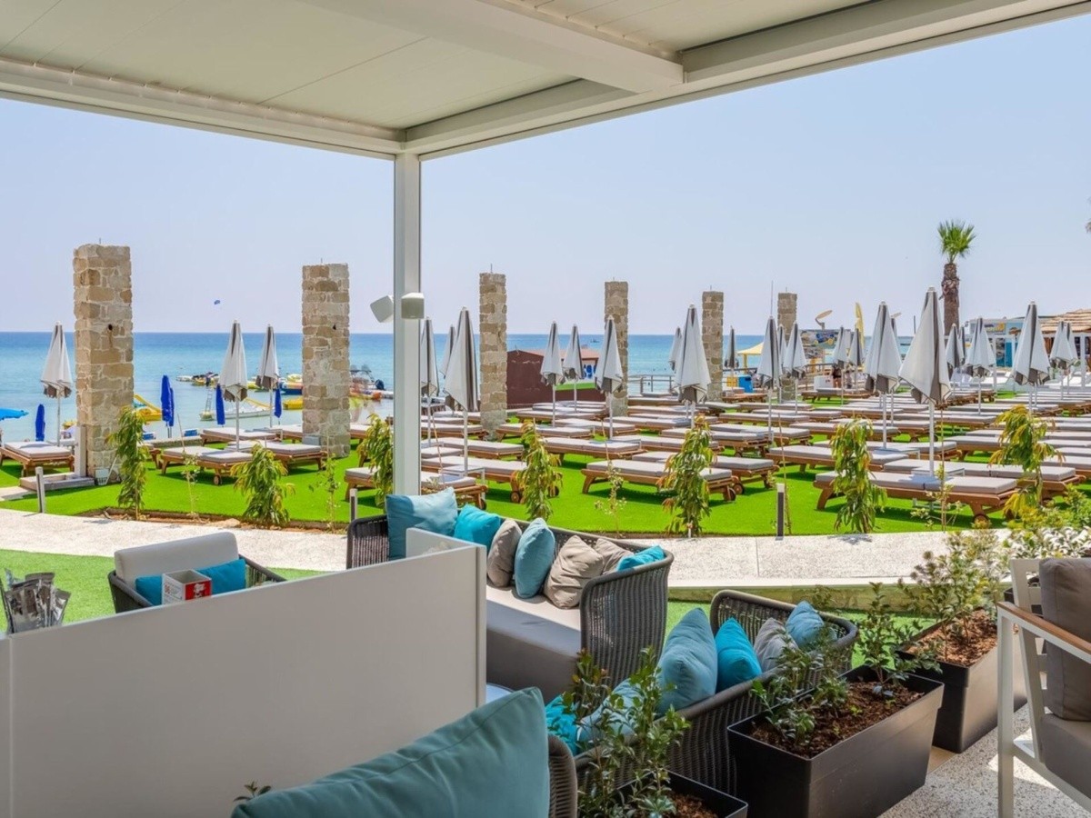Flamingo Paradise Beach