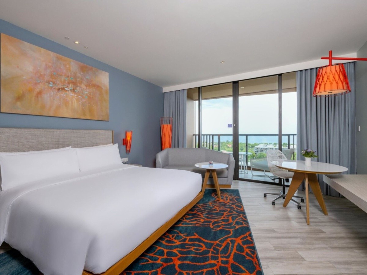 Holiday Inn Resort Vana Nava