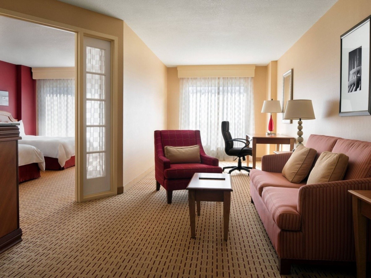 Anaheim Marriott Suites