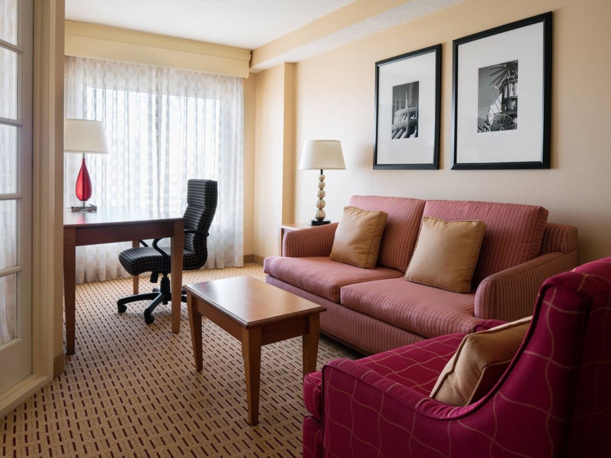 Anaheim Marriott Suites