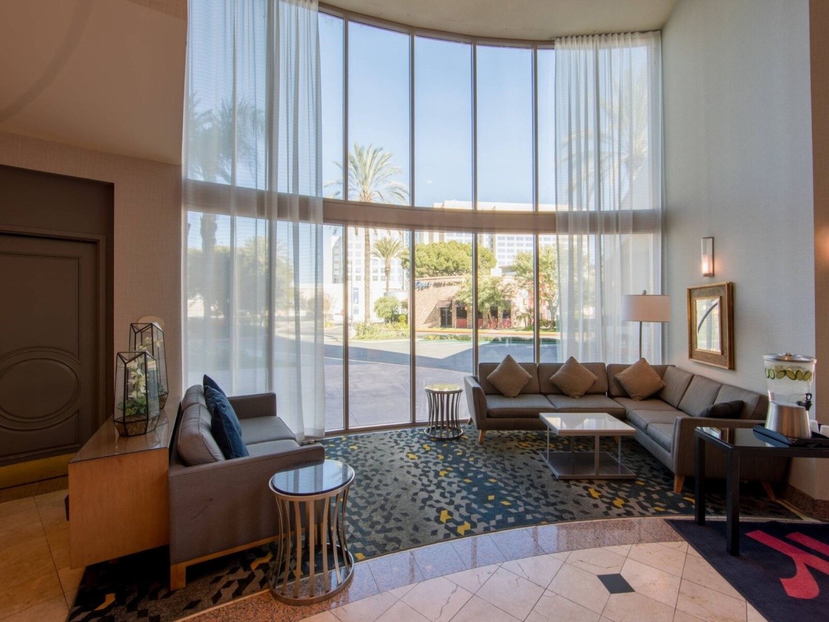 Anaheim Marriott Suites