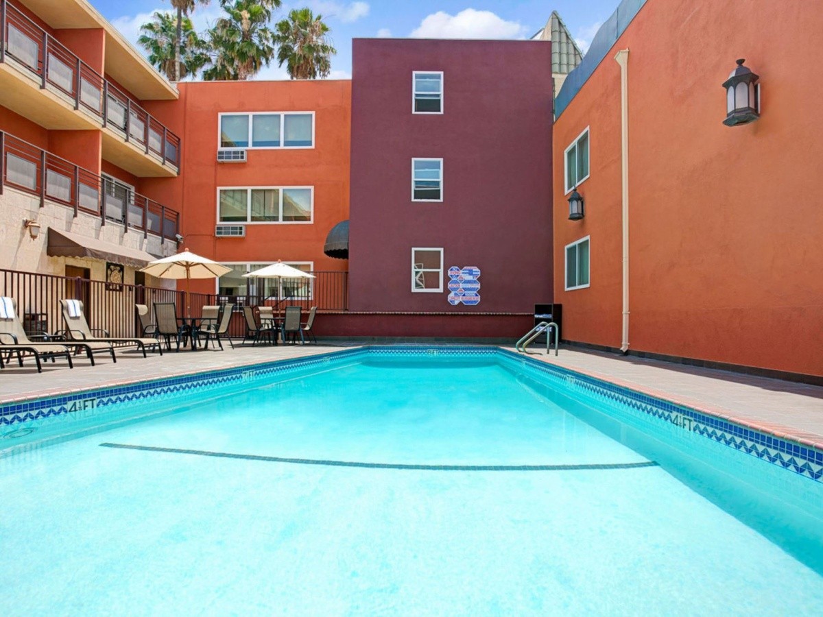 Ramada Los Angeles Downtown West