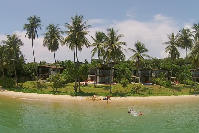 Village Coconut Island