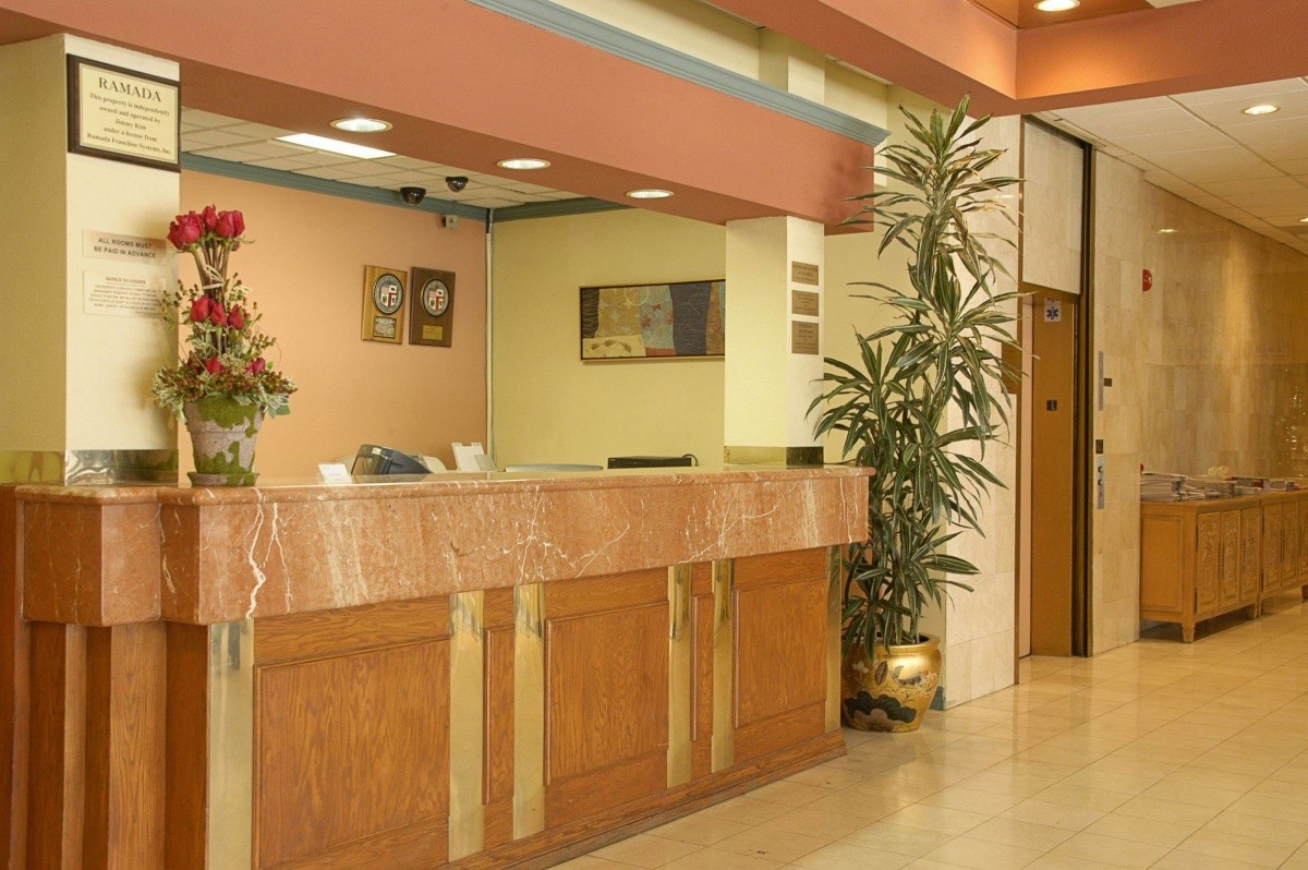 Ramada By Wyndham Los Angeles/Koreatown West