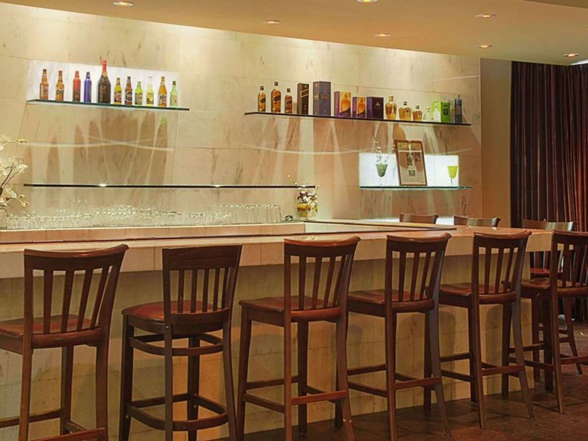 Ramada By Wyndham Los Angeles/Koreatown West
