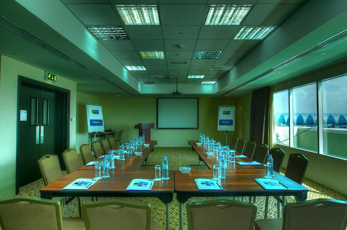 Holiday Inn Express Dubai - Internet City