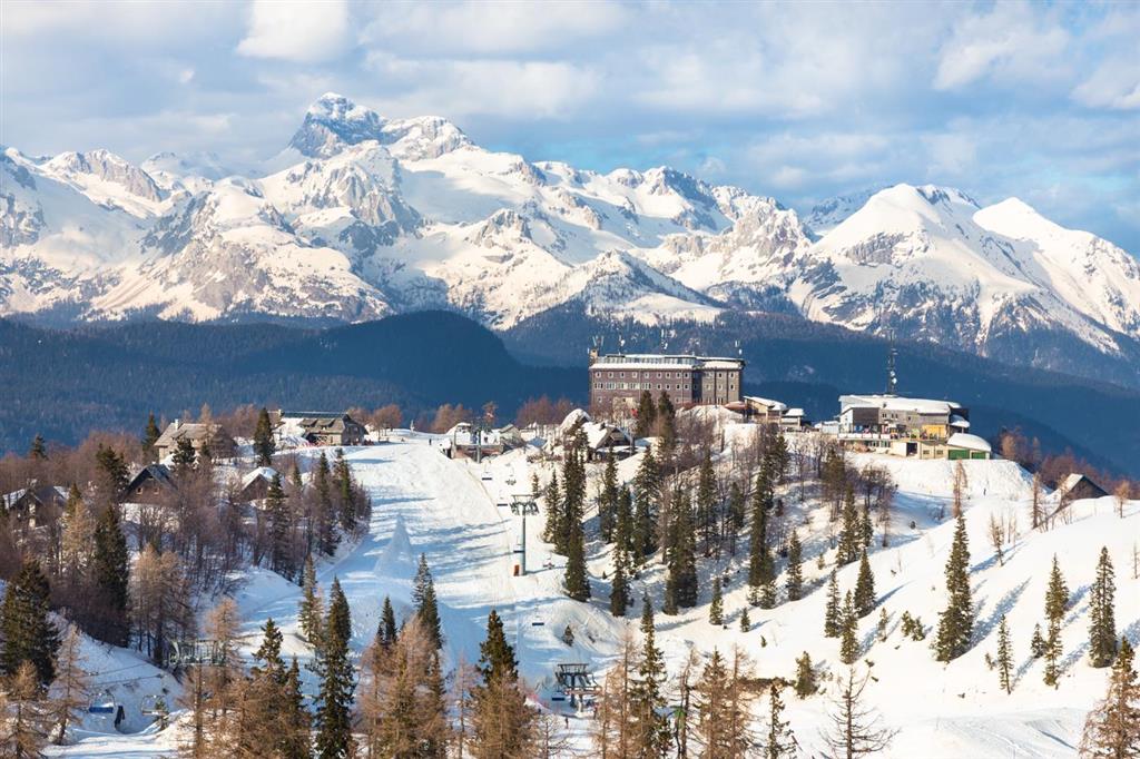 Hotel Park - lyžařský balíček s denním přejezdem, bazény a polopenzí v ceně