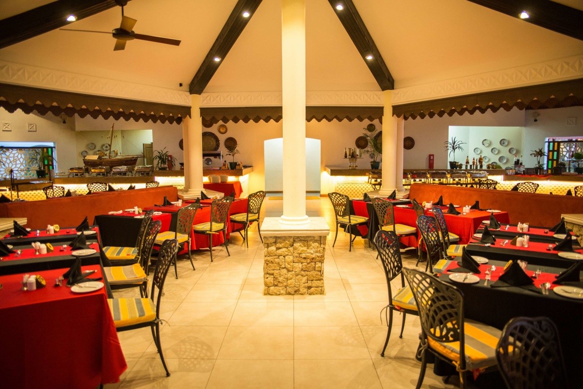 Prideinn Paradise Beach Resort