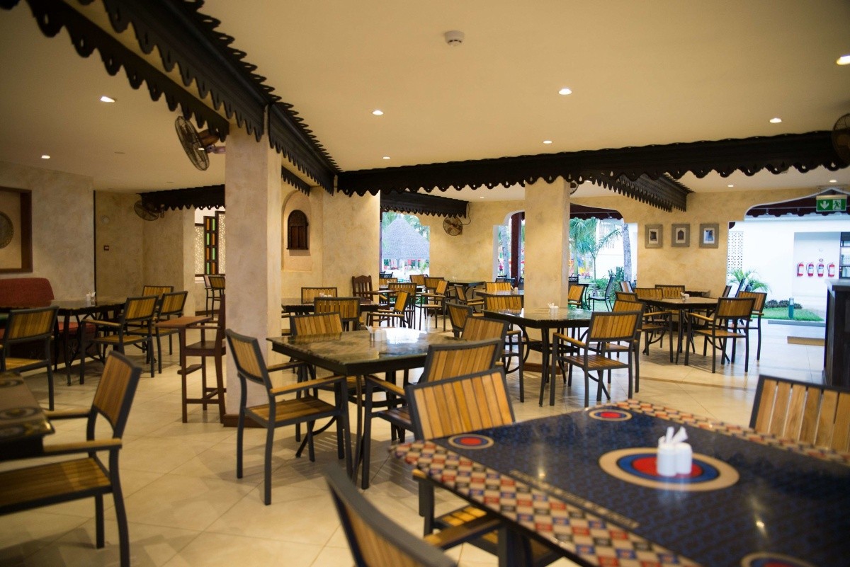 Prideinn Paradise Beach Resort