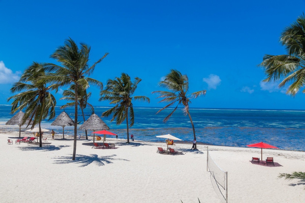 Prideinn Paradise Beach Resort