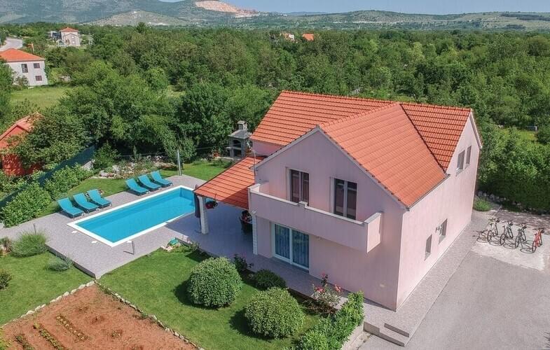 Villa Radosevic