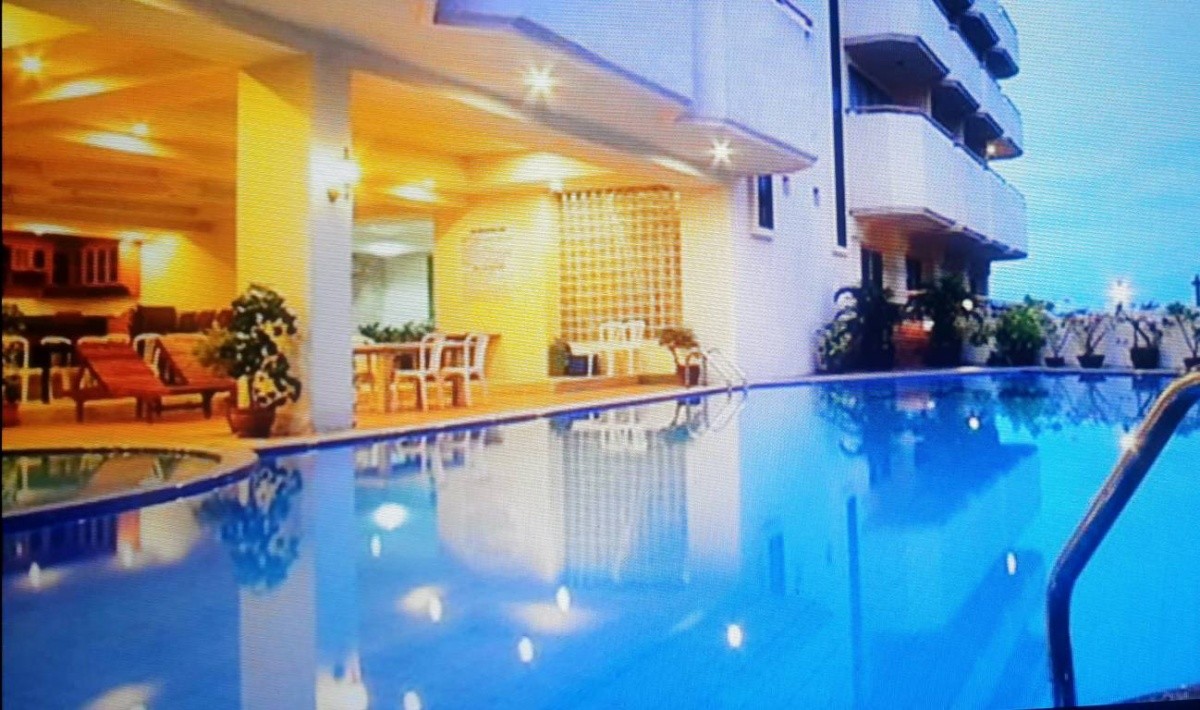 Mike Beach Resort