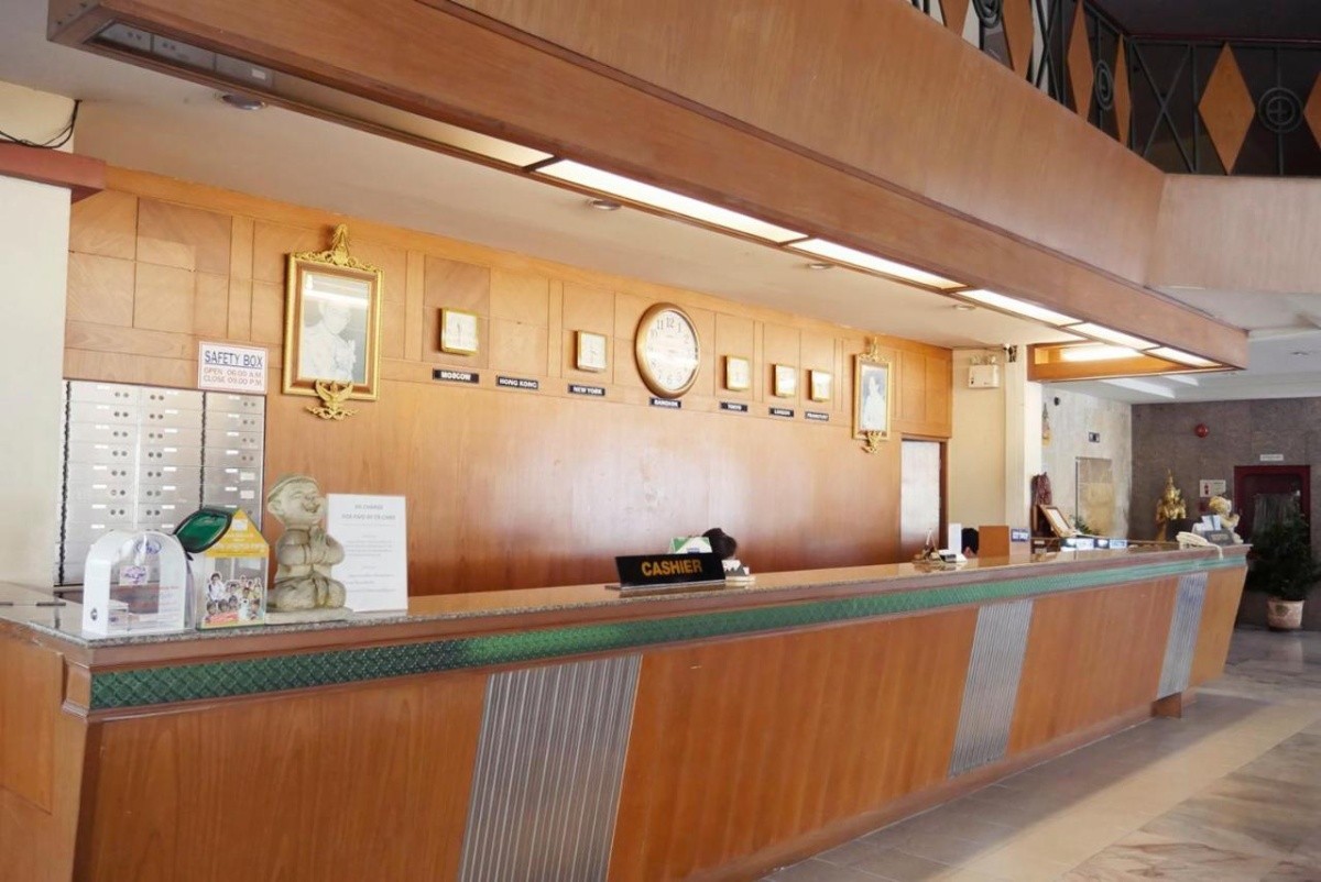 Mike Beach Resort