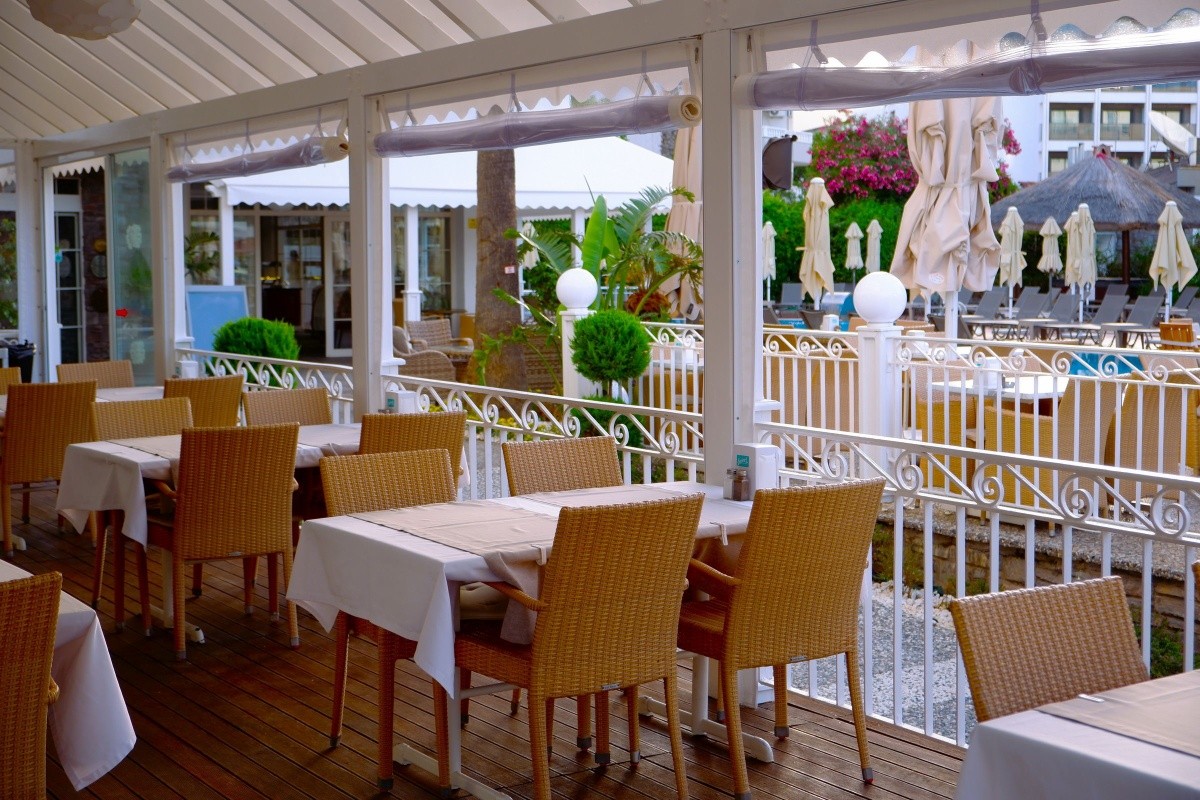 Hawaii Hotel By Yunus