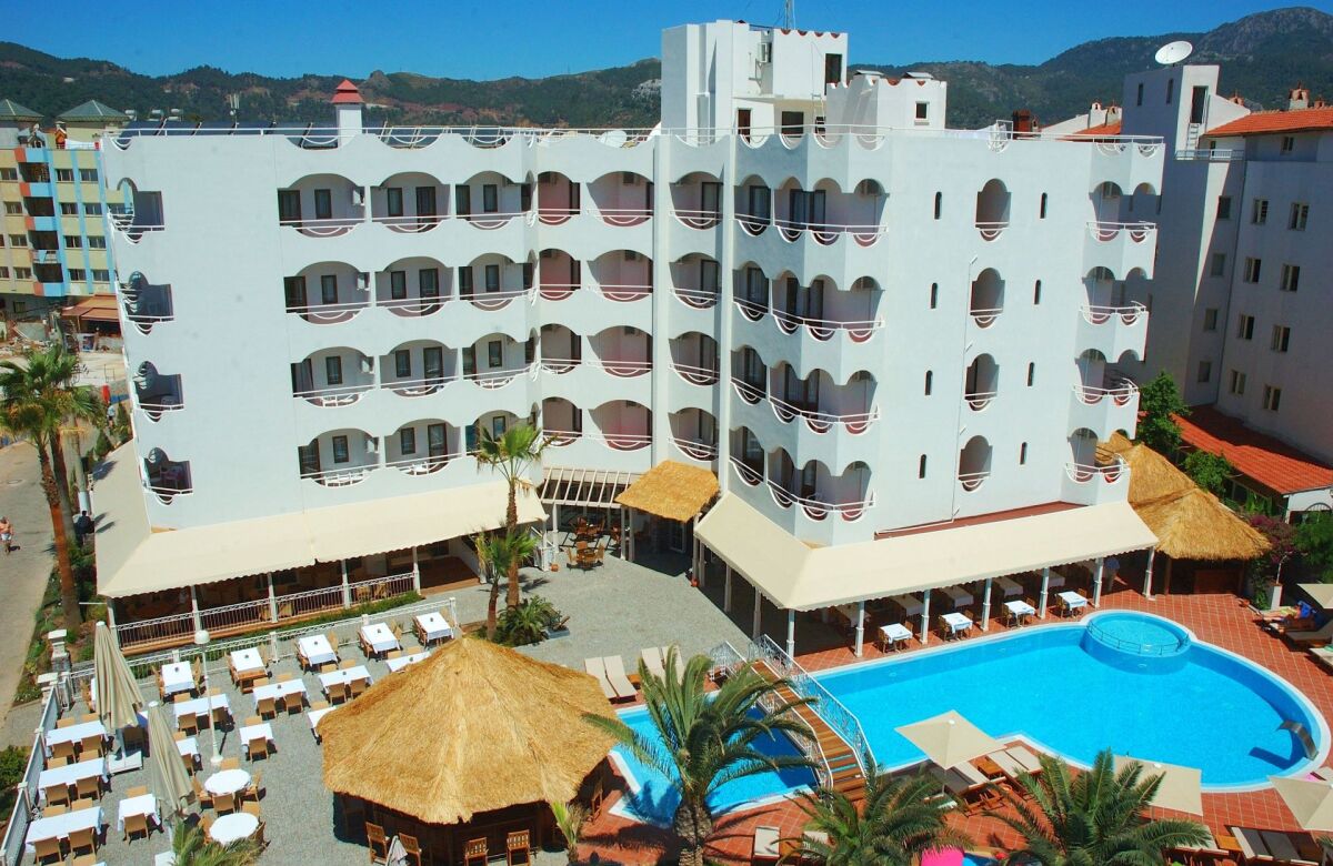 Hawaii Hotel By Yunus