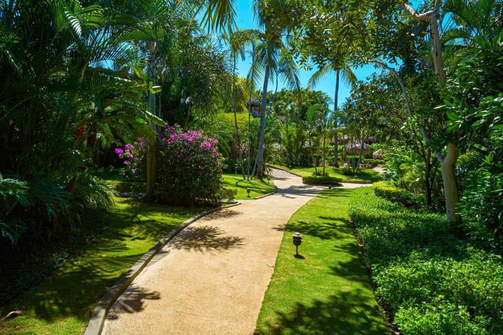 El Jardin Del Eden