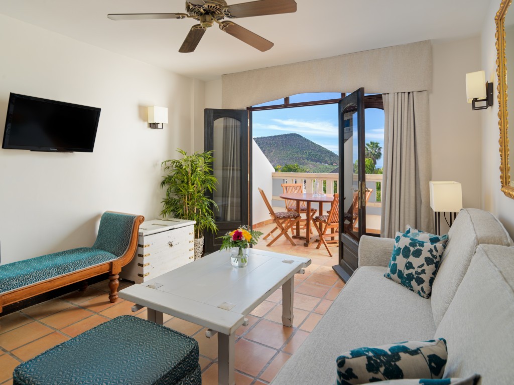 Regency Country Club (Chayofa)