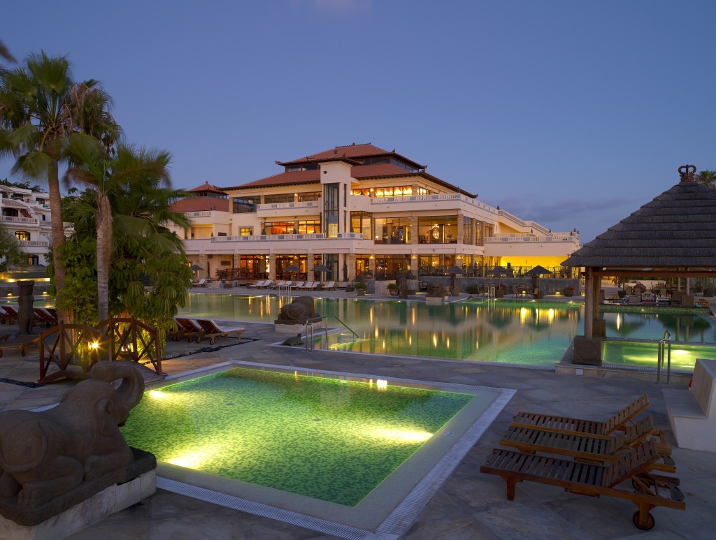 Regency Country Club (Chayofa)